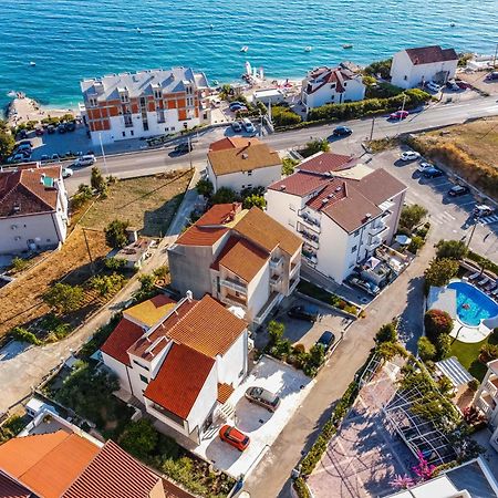 Ve & Ki Apartment Подстрана Екстериор снимка