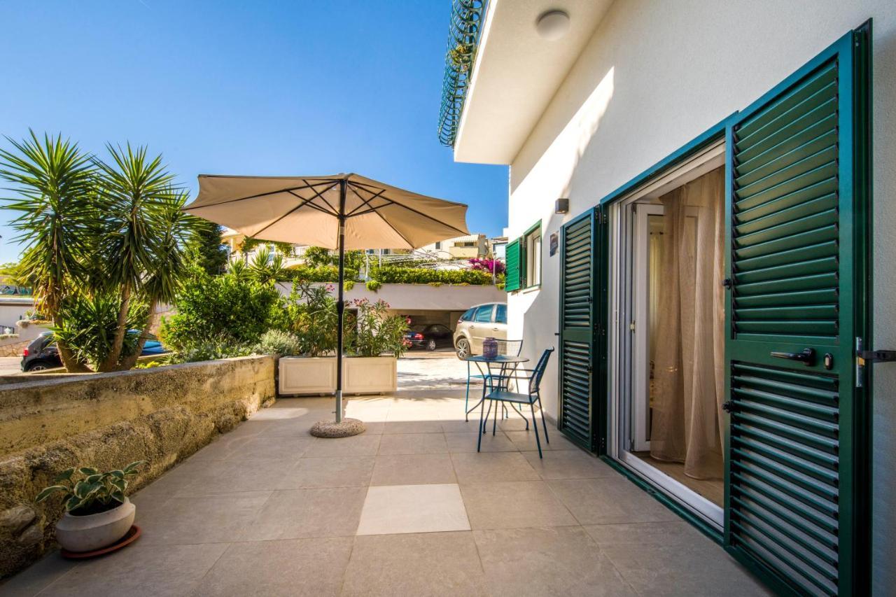 Ve & Ki Apartment Подстрана Екстериор снимка