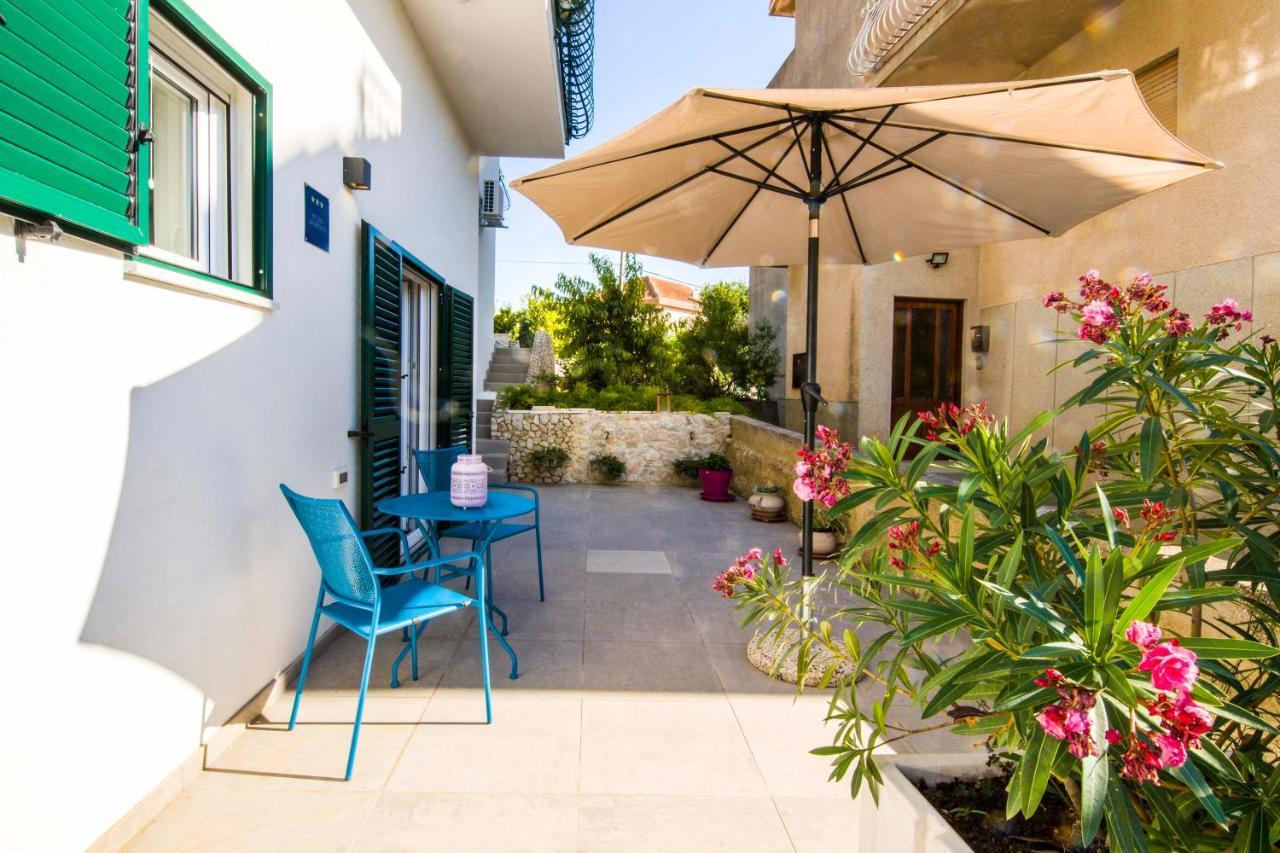 Ve & Ki Apartment Подстрана Екстериор снимка