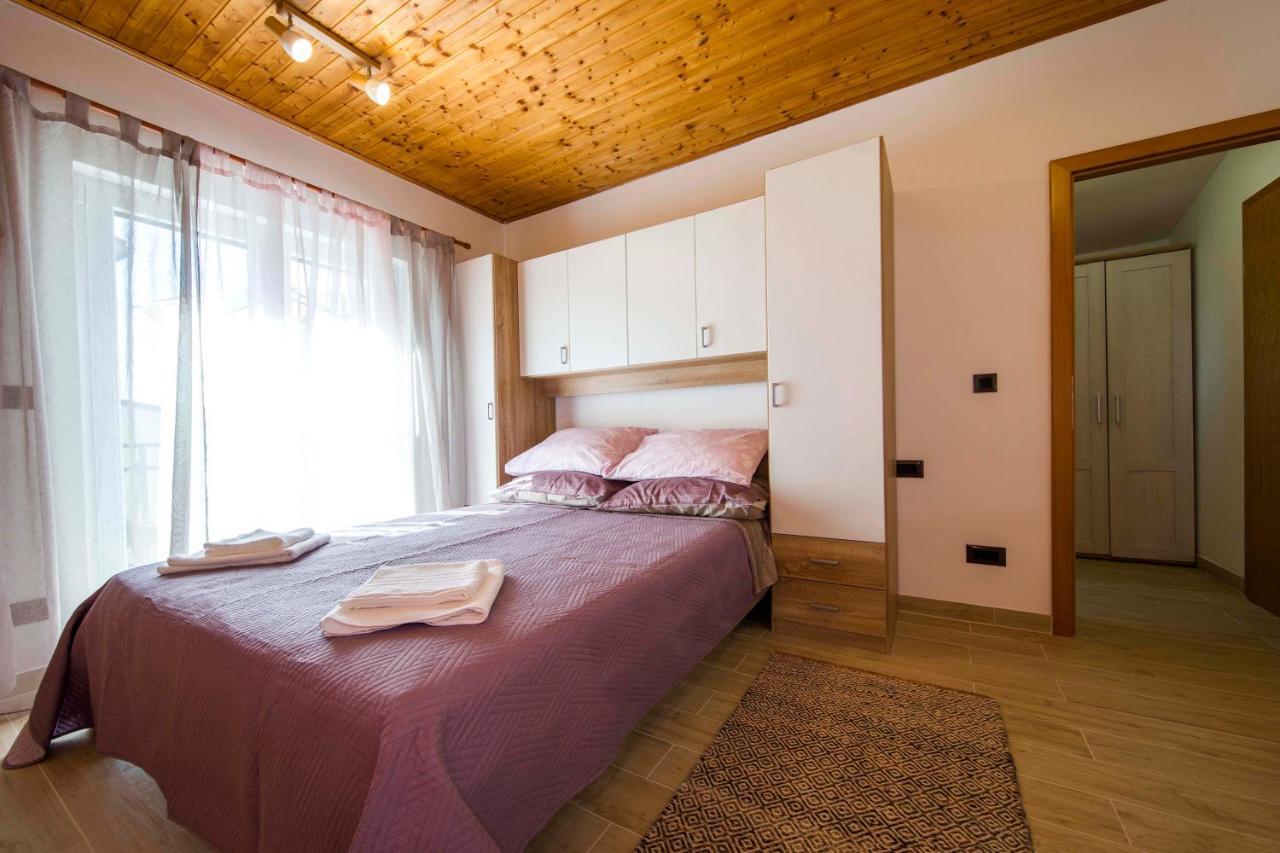 Ve & Ki Apartment Подстрана Екстериор снимка