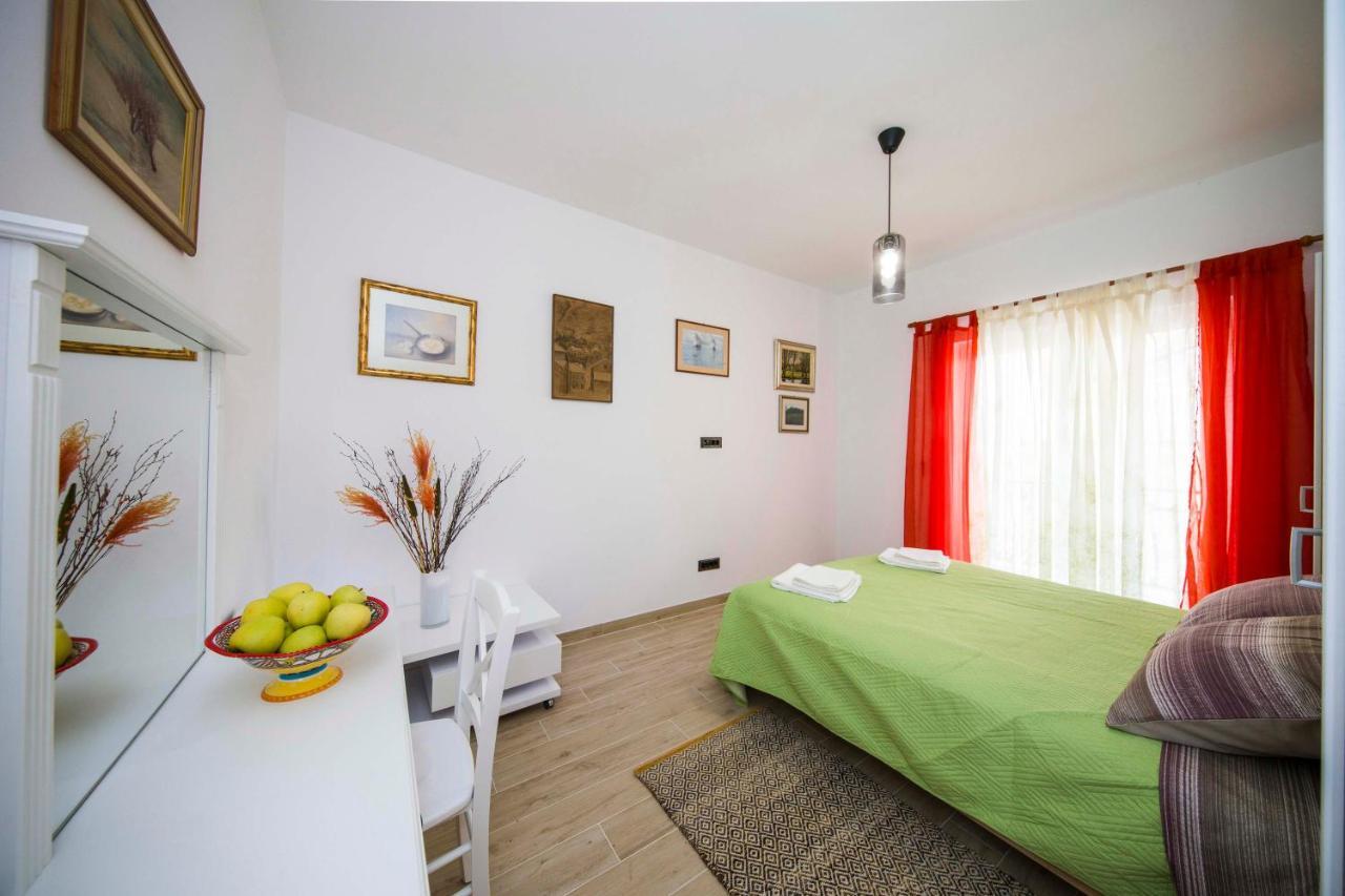 Ve & Ki Apartment Подстрана Екстериор снимка