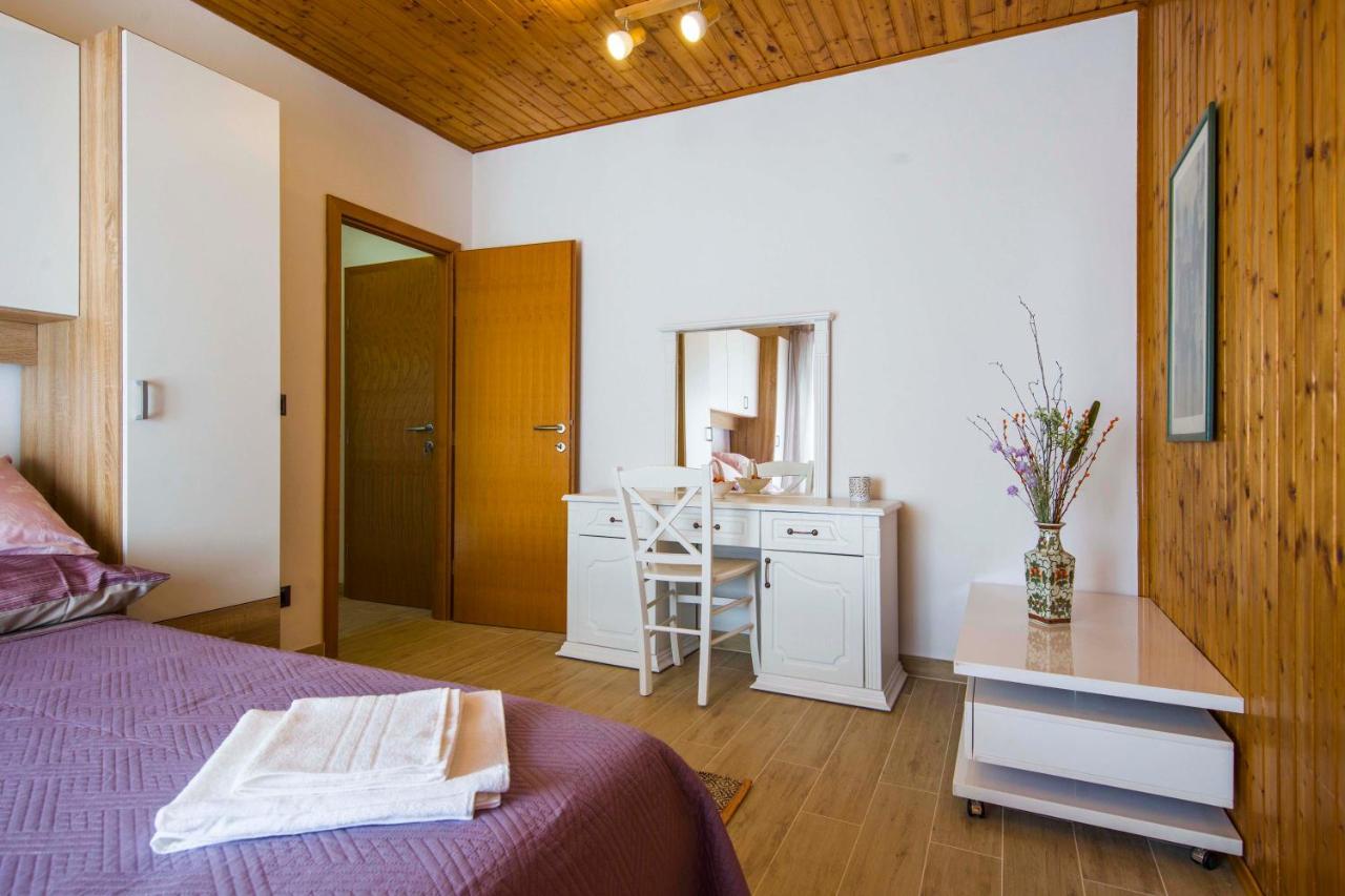 Ve & Ki Apartment Подстрана Екстериор снимка